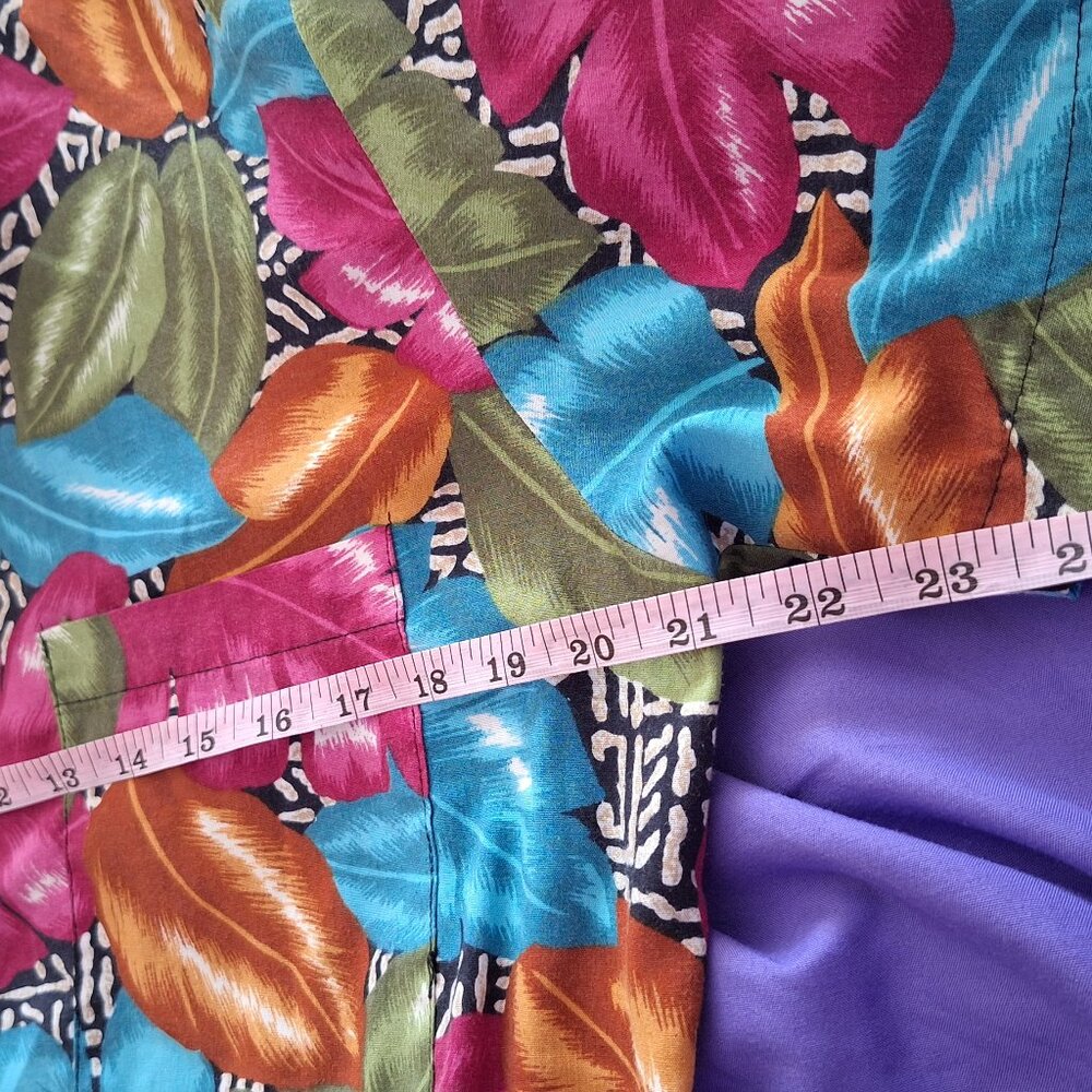 Woman's Short Sleeve "Tropical" Shirt - Picture 4 of 6